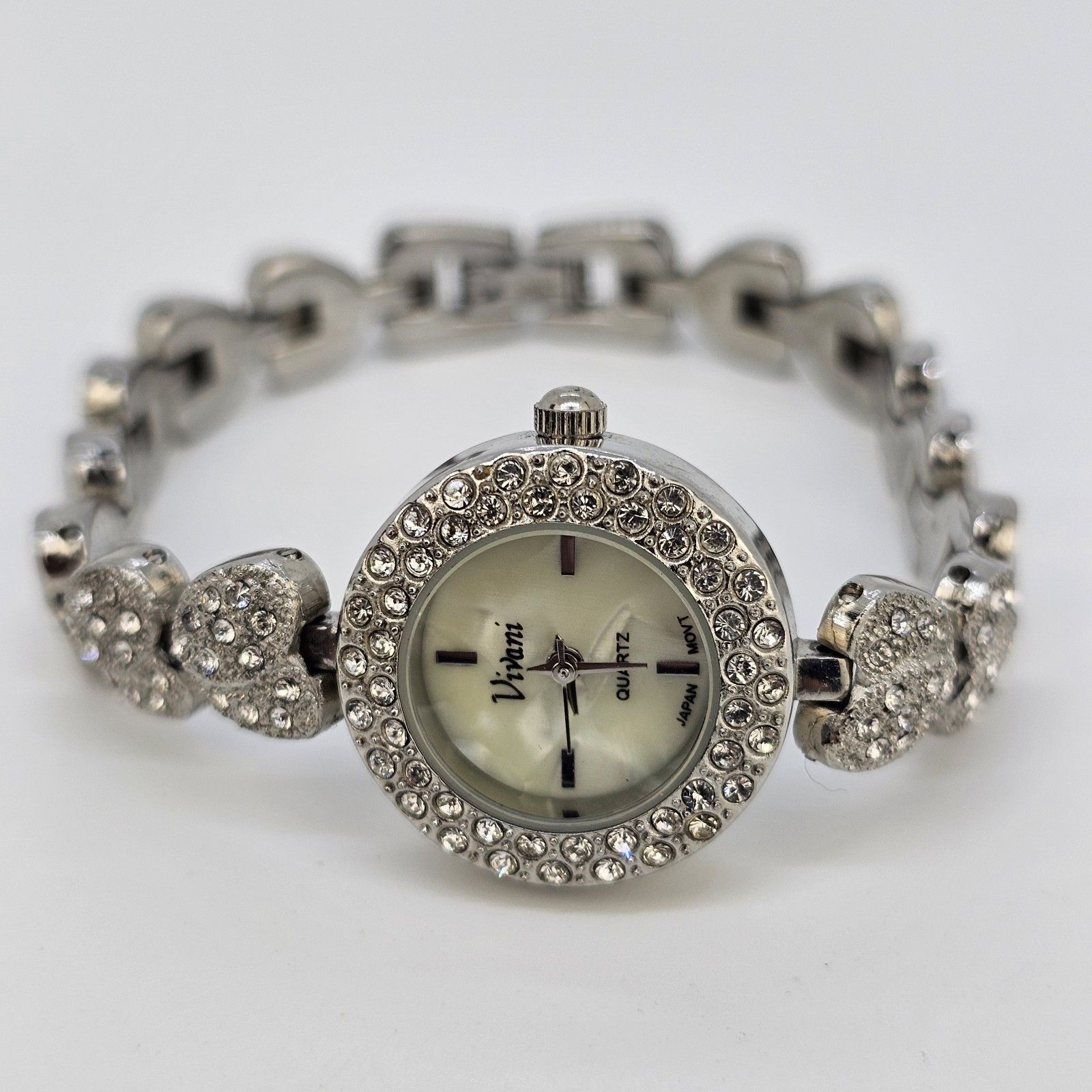 Vivani Women's Watch 22mm Silver Tone Mop Bling Hearts Band 6.75" New Battery